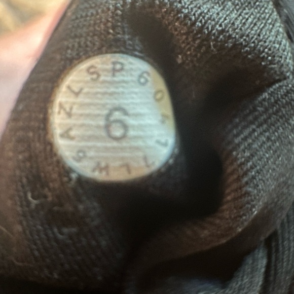 Lululemon🍋 Wunder Under High Rise 28” Black (Sheen) *FullOn Luxtreme   Size 6 - Picture 2 of 8